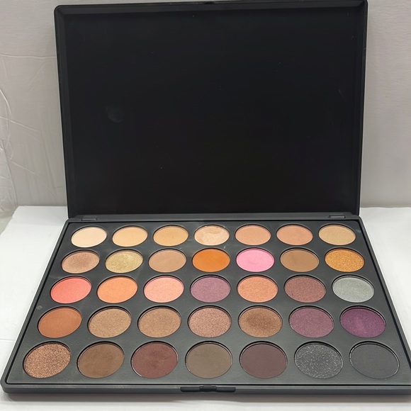 Morphe 35W palette